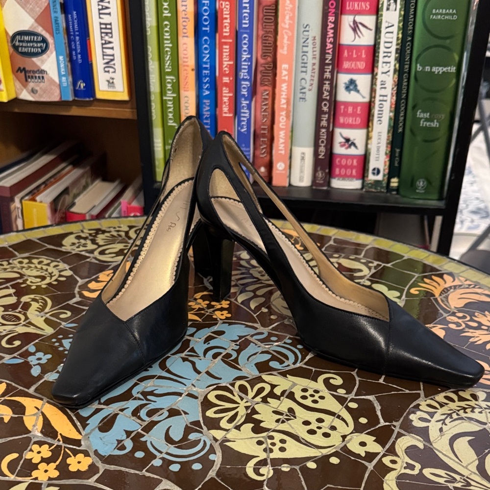 Unisa “Anette” Black Women's Heels